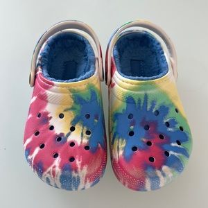 Fuzzy Lined tie dyed Crocs size 11
